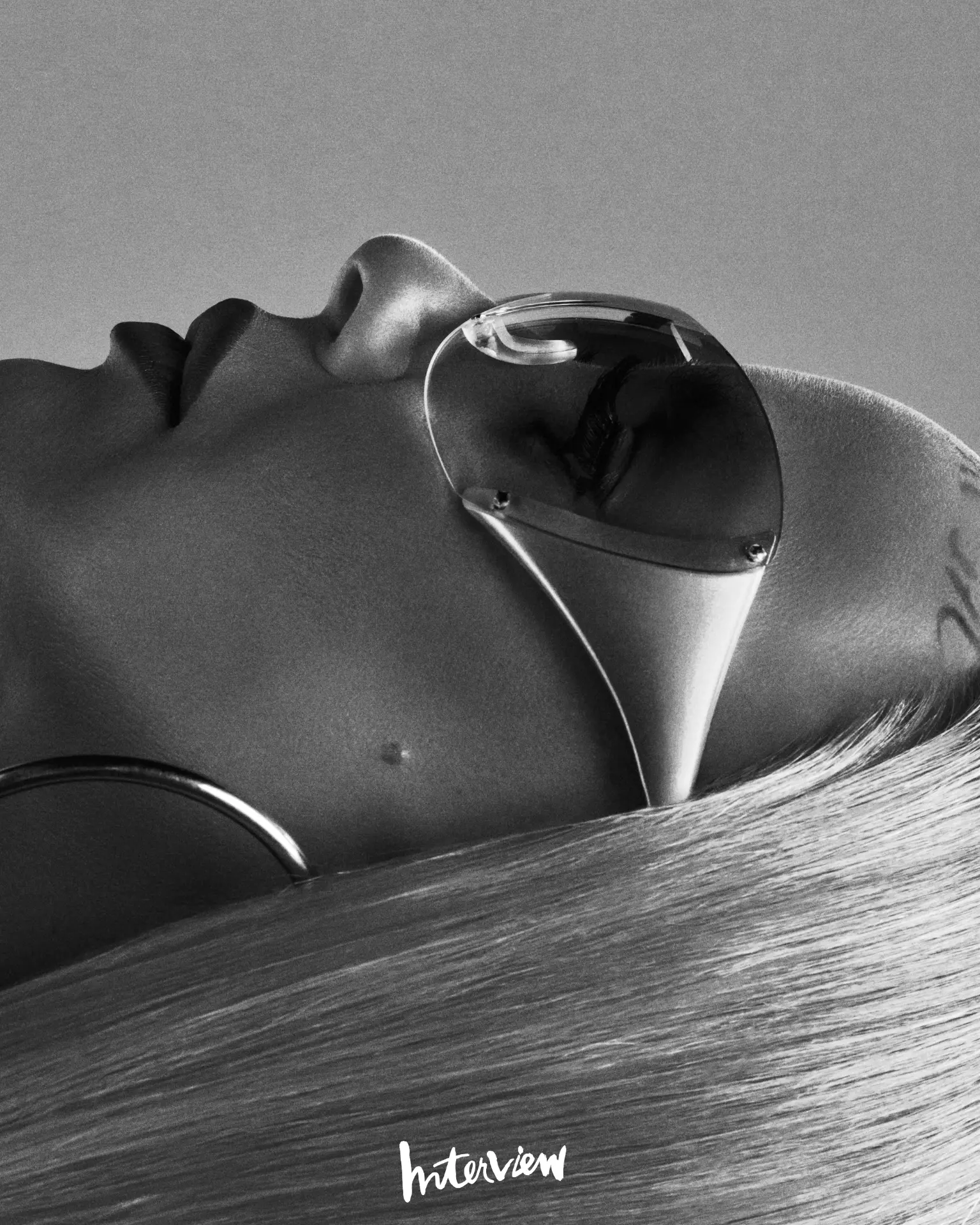 Amber Rose — black and white portrait with reflective sunglasses